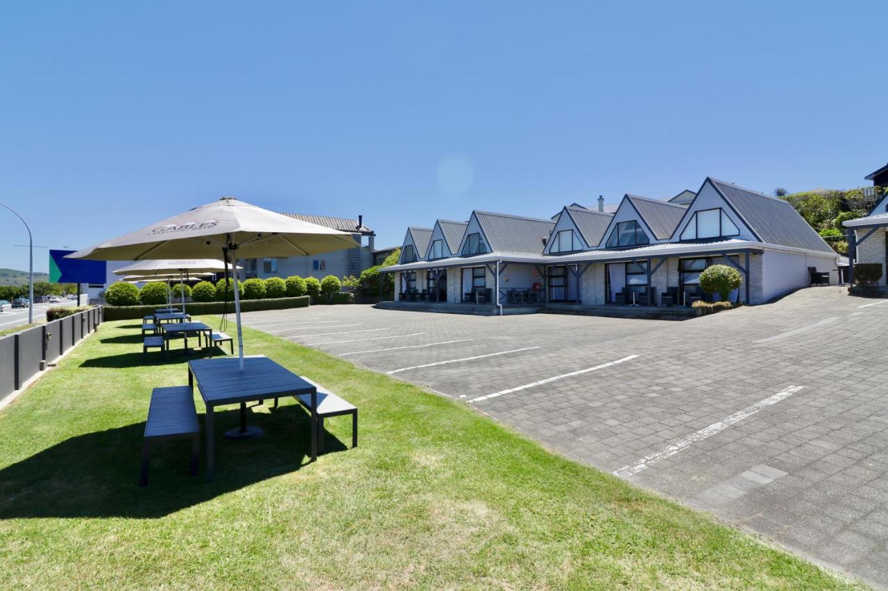 Gables Lakefront Resort Таупо Экстерьер фото